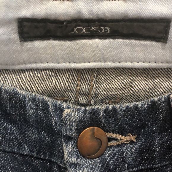 JOE’S JEANS Low Rise Flare Jeans - Picture 3 of 7